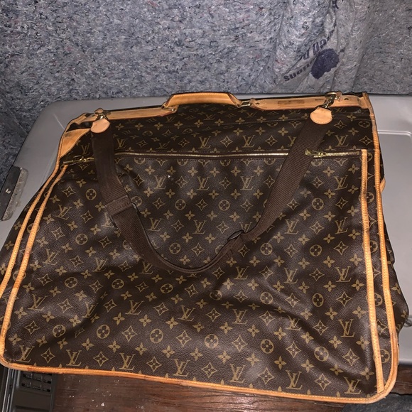 Louis Vuitton Garment Bag - Picture 1 of 3